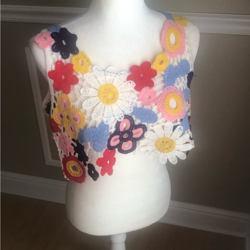 cider Colorful Crochet Floral Crop Top